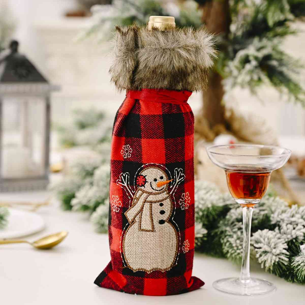 Christmas Graphic Plaid Wine Bottle Cover, 3 patterns